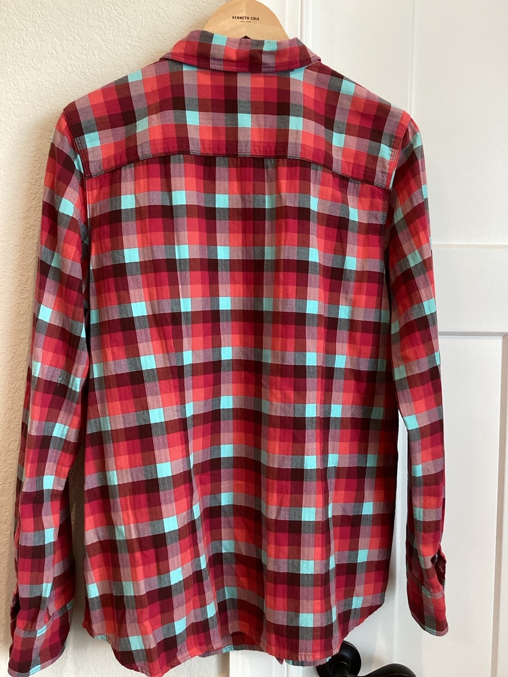 North Face Women’s Button Down Long Sleeve Shirt Collared Large Pink Plaid - Picture 7 of 9